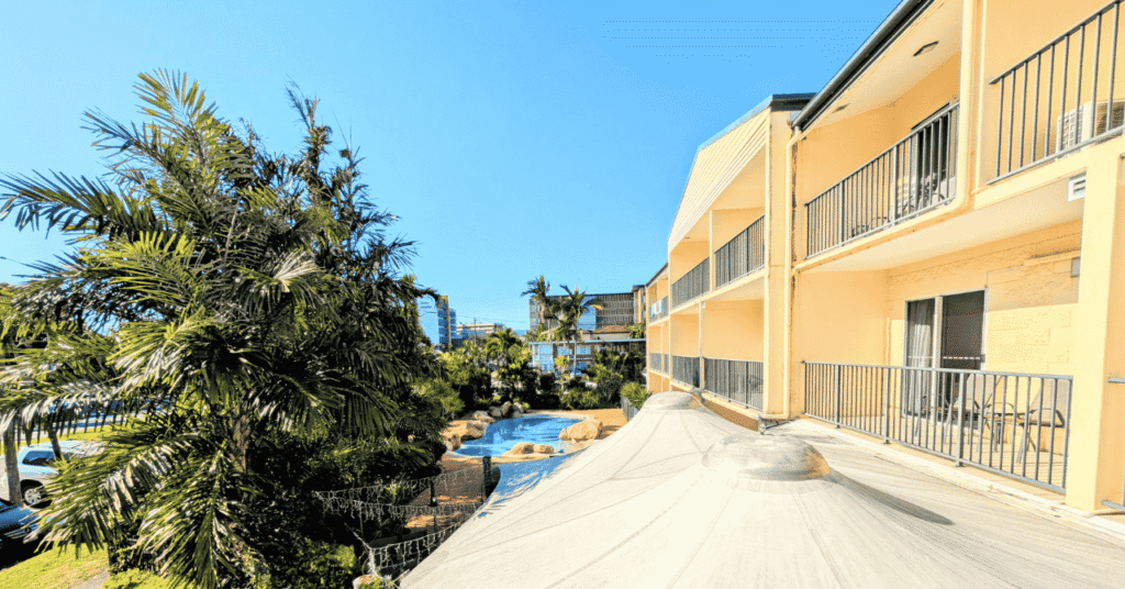 Cairns Queenslander Hotel & Apartments