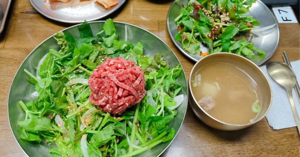 ヌンドンミナリのミナリユッケビビンバ